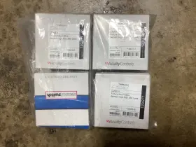 184ch5 Acuitycontrols Fixture Mount Box Lot Of 4 184ch5 Acuitycontrols Fixture Mount Box Lot Of 4