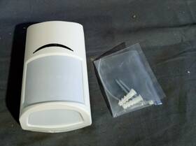 Bosch 060039104540 Cdl2-15 Motion Detector