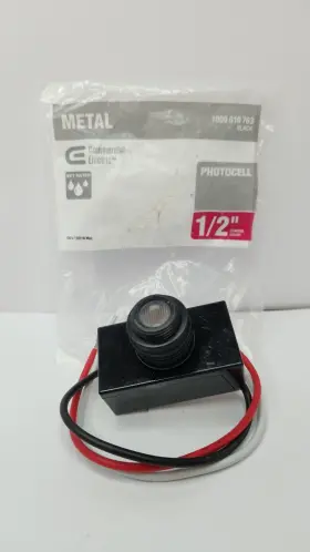1000-010-763 Commercial Electric Wpc100 Metal 1/2 Inch Photocell Wet Rated Black 120v/300w
