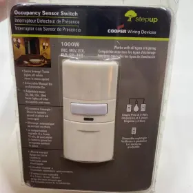 1000w Cooper 032664710261 Occupancy Sensor Dimmer 3 Way Switch - Ivory