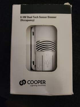 Cooper 0sw-d-010-w 0sw-d-010-w. 0-10v Dual Tech Sensor Dimmer Occupancy