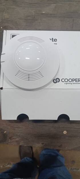 Cooper C7-12087164-r Oacp1500 Ceiling Occupancy Sensor Set Of 10 For 200 Or 25 Each