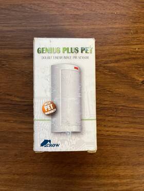 Crow Electronic Engineering 769456902213 Genius Plus Pet Double Linear Image Pir Sensor