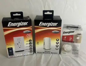 Energizer 805106870003 Connect Bundle - Wi-fi Door And Window Sensor / Outlet Motion Alert