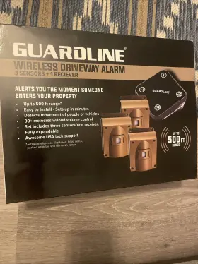 Guardline 753677310827 500 Foot Range Wireless Driveway Alarm 3 Motion Detector Sensors 1 Receiv