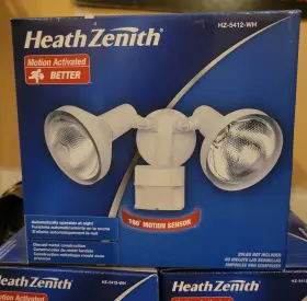 Hz-5412-wh Heathzenith 180-degree 240 W Twin Head White Hardwired Motion Sensor Security Flood Light
