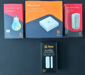 Hive 817459002031 Smart Home Starter Bundle-hub/plug/sensor/light Please Read Hive 817459002031 Smart Home Starter Bundle-hub/plug/sensor/light Please Read