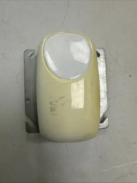 A094-7018 Honeywell Wall Mount Motion Sensor Light Switch Occupancy - Ecs