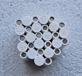 Interlogix 679208602816 Magnets For Alarm System Pre-owned Lot Of 30