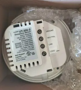 Ut-355-2 Legrand 0695663 New. Watt Ultrasonic Ceiling Occupancy Sensor Item No. 069566