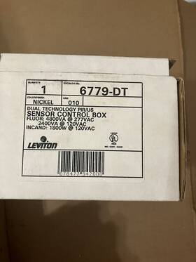Leviton 6779-dt Dual Technology Pir/us Sensor Control Box