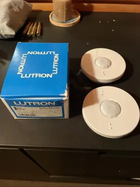 Lutron 027557469128 Ccd-ocrb-p-wh Passive Infrared Ceiling Occupancy/vacancy Sensor Lot Of 3