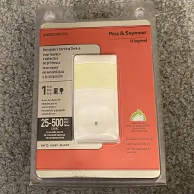 Rw500uwccv4 Pass & Seymour Rw500 And Wall Occupancy Sensor 2 Wire Single Pole 25-500w