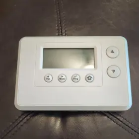 Qz2200-840 Qolsys Smart Thermostat Hvac Heat Cool Zwave