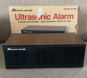 Radioshack 49-306 Safe House Ultrasonic Alarm # Hong Kong Radio Shack Tandy Corporation