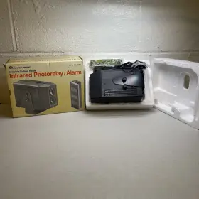 49-307a Radioshack Safe House Radio Shack Invisible Pulsed Beam Infrared Photorelay Alarm