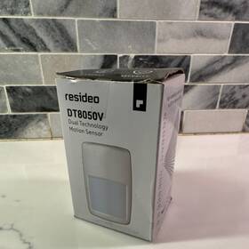 Resideo Dt8050v Dual Technology Motion Sensor Wired Indoor White 15m Range