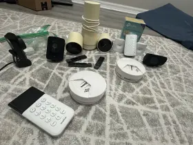 980189209 Simplisafe Security System Accessory Lot Entry Glass Break Motion Sensors Cam