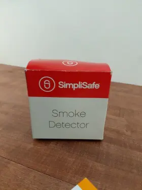 Sssd1 Simplisafe Ssd1 Original Smoke Detector 1st Gen