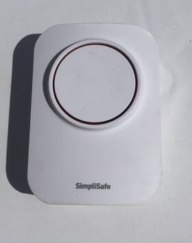 Simplisafe Ssws3 Wireless Auxiliary Siren Model White