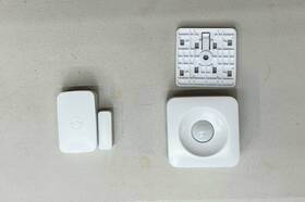 Smartthings 3305-s Open/close Sensor 3300-s And Motion . Used Working
