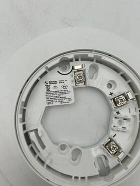 System Sensor B300-6 White Type F Notifier Detector Universal
