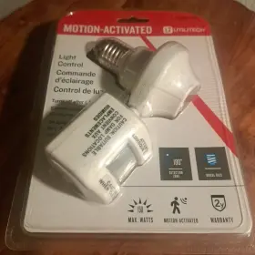Ut1113 Utilitech Motion Activated Light Control 180 Degree Detection Zone Nib