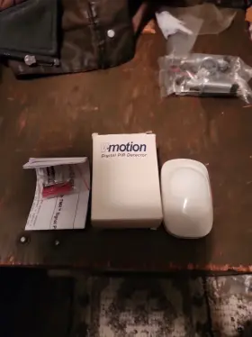 0-1009-1 Visonic V-motion Digital Pir Detector All Compact 0-1009-1 Visonic V-motion Digital Pir Detector All Compact