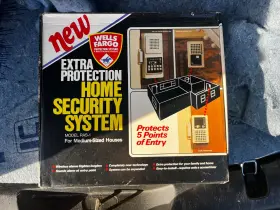 Ras-1 Wells Fargo Retro Security System Model