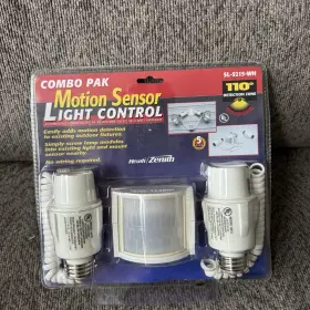5215 Zenith Vintage Motion Sensor Light Control Combo Pack New In Package 2001 5215 Zenith Vintage Motion Sensor Light Control Combo Pack New In Package 2001