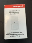 Honeywell IS2500SN Security System V-plex Infrared Motion Detector Sensor Nos New. Price: $45.00.