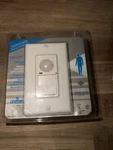 Motion Activated Leviton Decora White Light Control, 607-6780-WSP, New Sealed. Price: $5.00.
