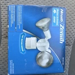 Motion Detection Floodlight Heath/zenith HZ-5411-WH New. Price: $34.00.