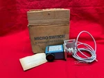 Honeywell Microswitch Photoelectric Sensor Fe-mls 5EB 12-18VDC 90MA New. Price: $70.00.
