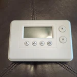 Qolsys QZ2200-840 Smart Thermostat Hvac Heat Cool Zwave Used. Price: $21.00.