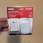 Utilitech Motion Activated Plug 0432983 Wireless 100FT Range New. Price: $15.00.