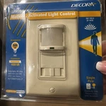 Leviton Decora PR150 Motion Sensor Light Switch Auto On/off 500W New Ivory. Price: $15.96.