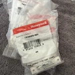 Honeywell 7939WG-WH Surface Mount Magnetic Contact Set New. Price: $30.00.