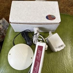 Silent Call Receiver Shake Up With Vibrator SU5001-V New In Box Made Usa. Price: $99.00.